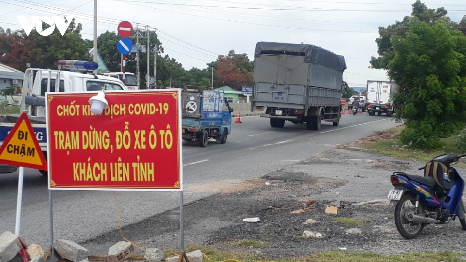 Bình Thuận dừng hoạt động các chốt kiểm soát dịch liên tỉnh từ ngày mai (17/10)